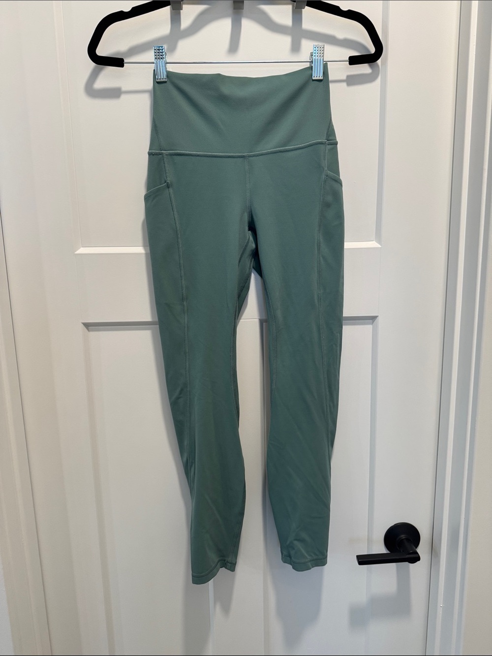 Lululemon Teal Leggings with Pockets
